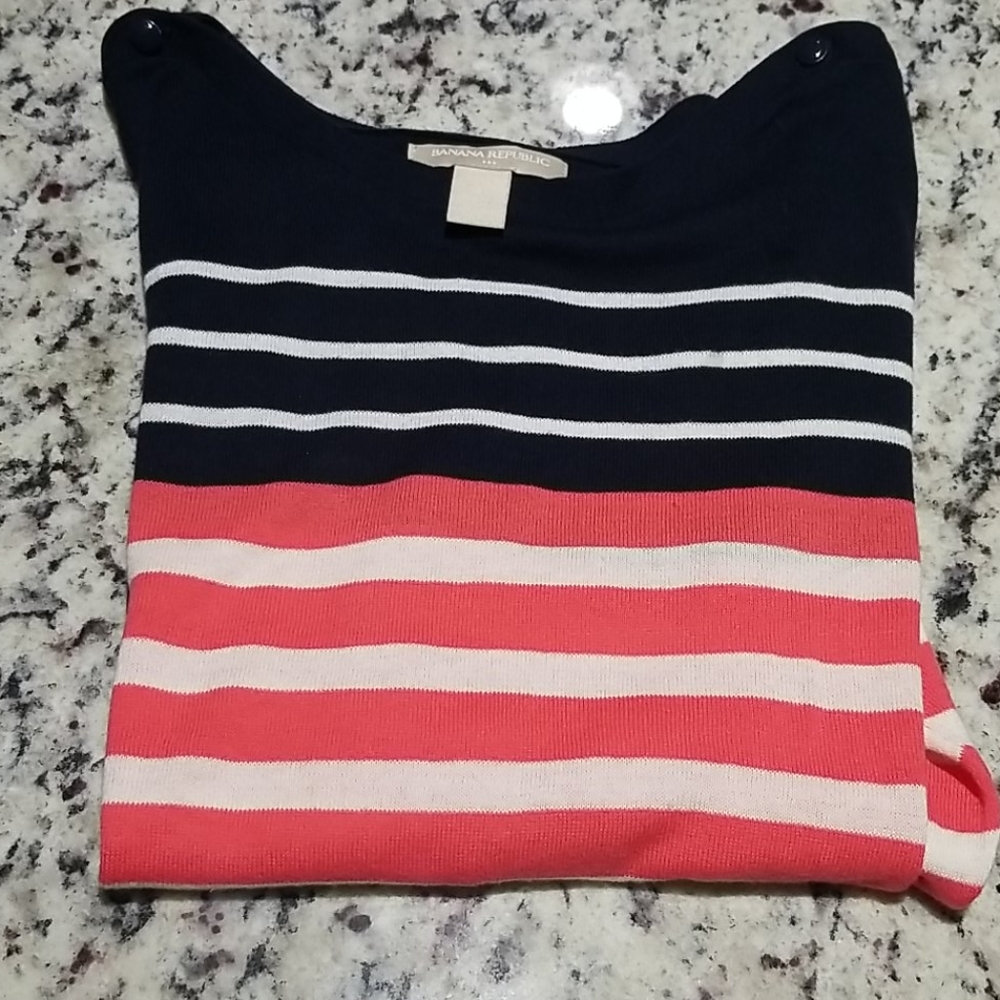 Banana Republic lightweight sweater NWOT